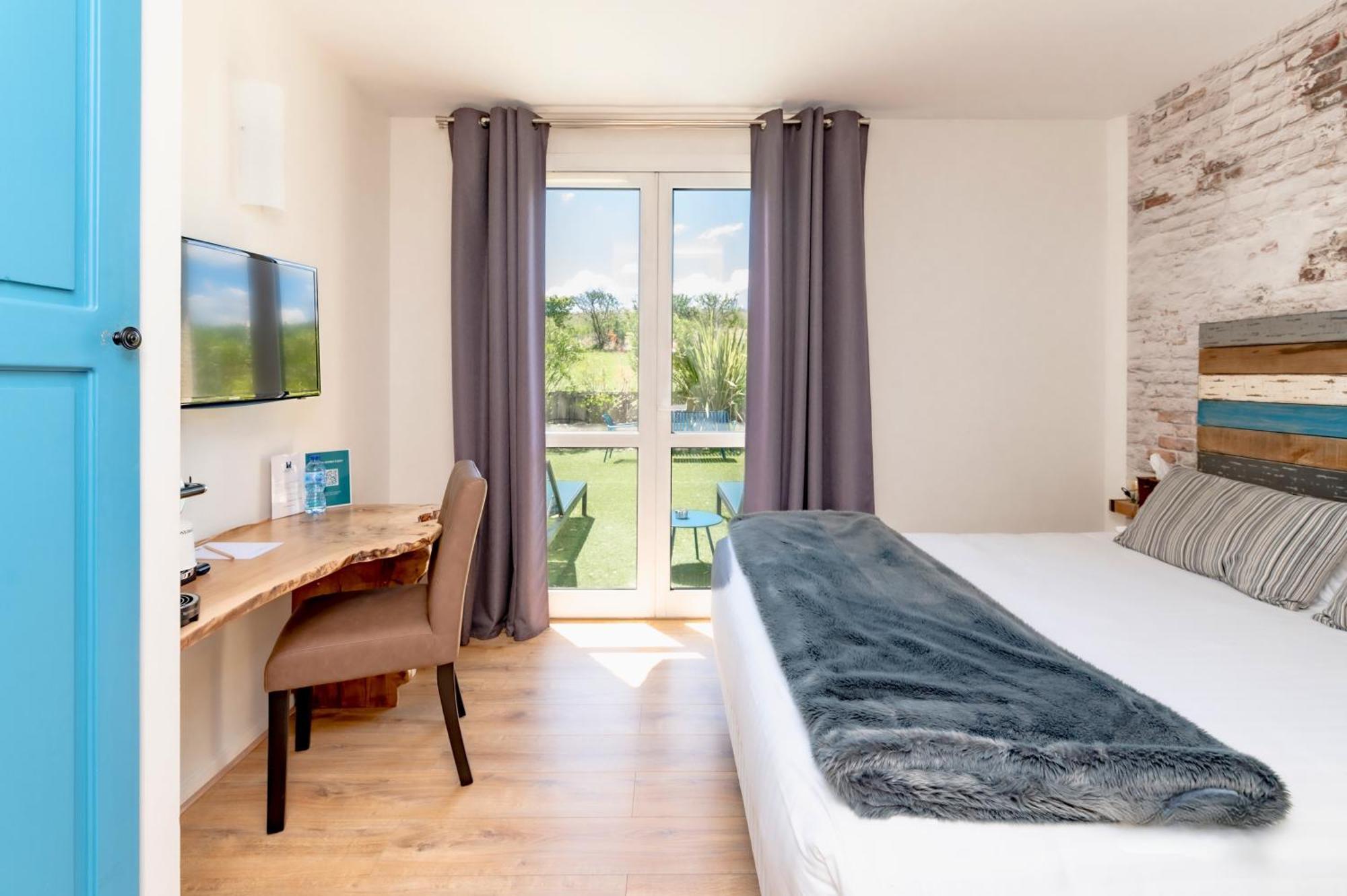 Pey La Tour - Logis Hotels & Restaurant Salleboeuf Εξωτερικό φωτογραφία