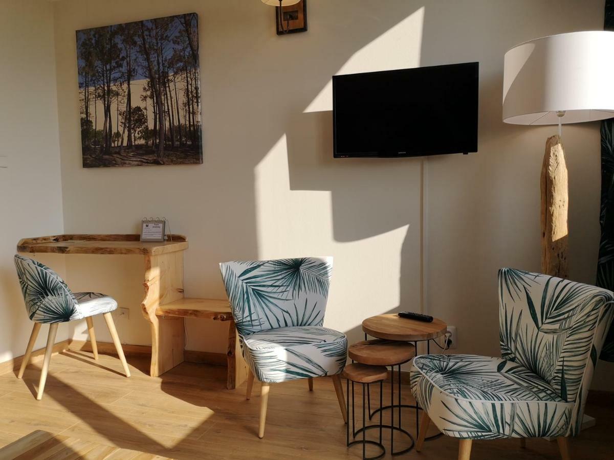 Pey La Tour - Logis Hotels & Restaurant Salleboeuf Εξωτερικό φωτογραφία